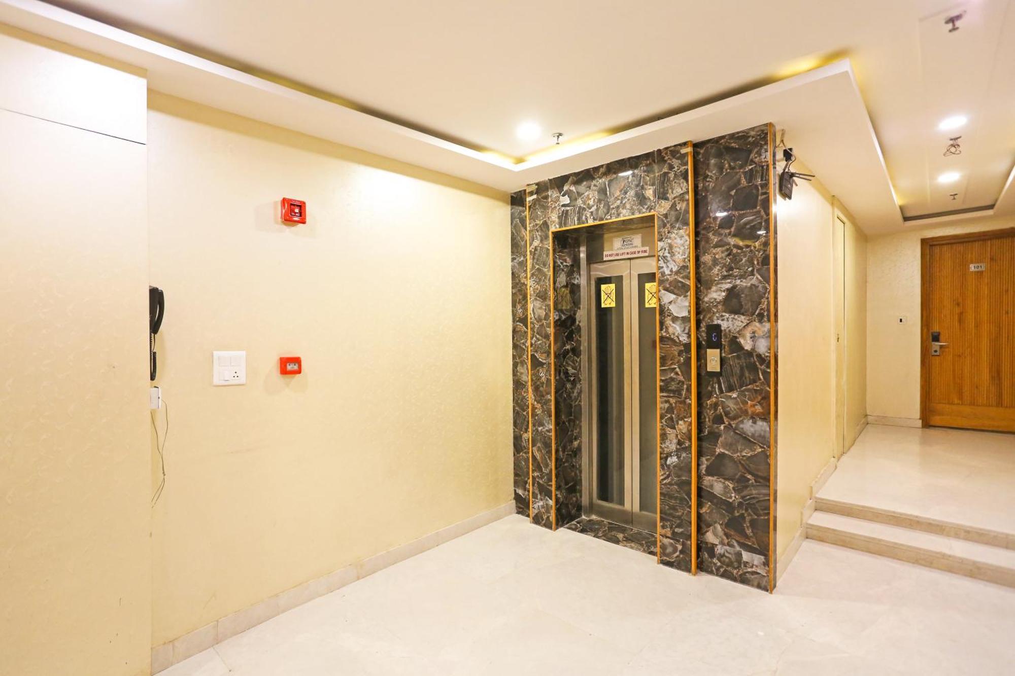 Hotel Worth Newly Bulit - Nova Deli Exterior foto